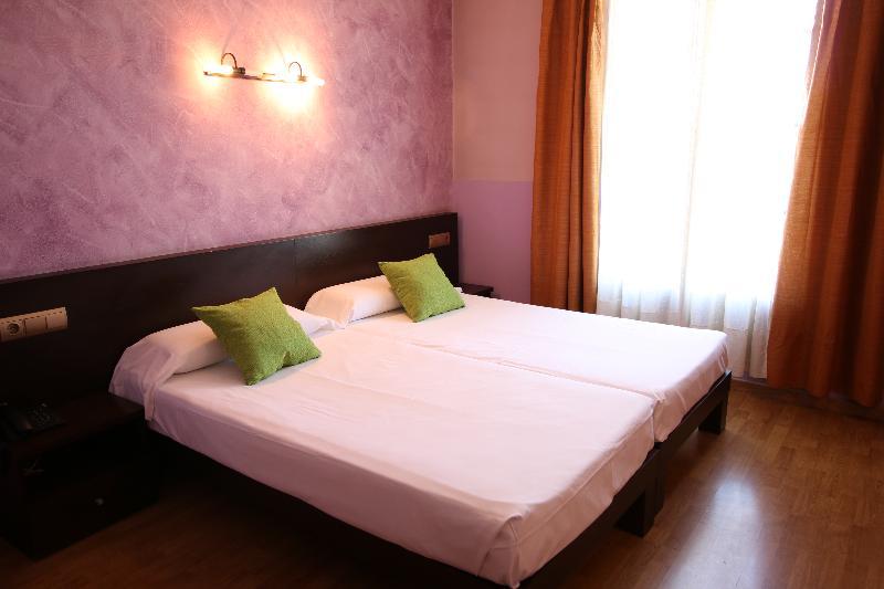 Hotel Alda 托尔德西拉斯 外观 照片