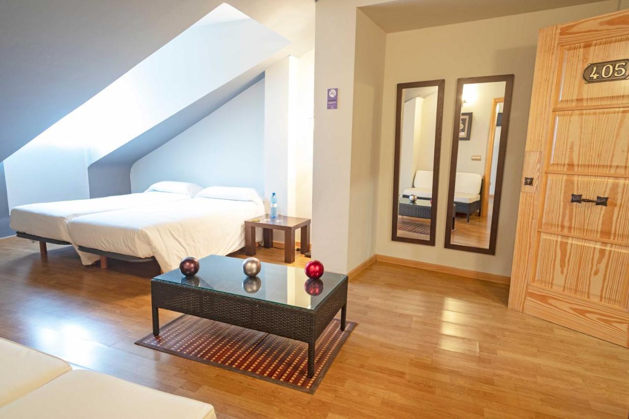 Hotel Alda 托尔德西拉斯 外观 照片