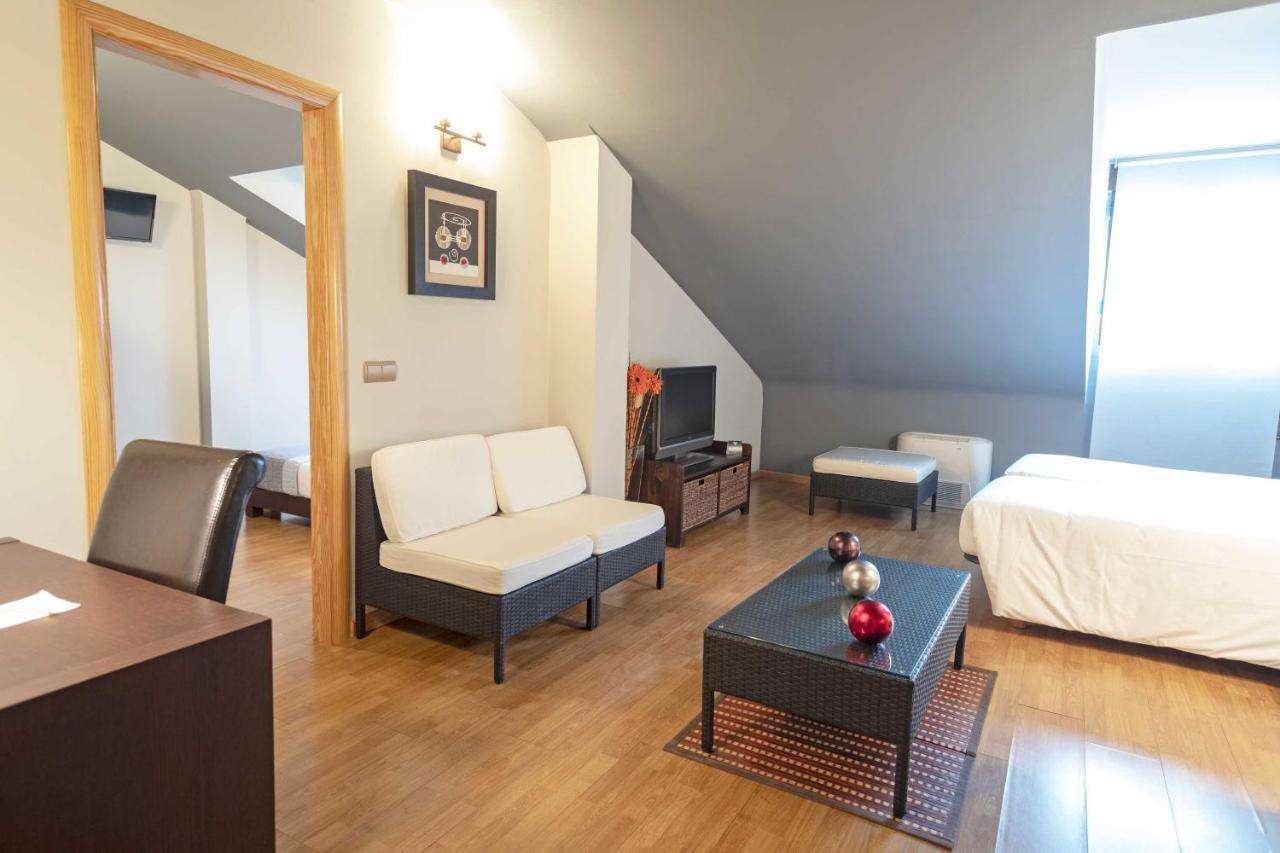 Hotel Alda 托尔德西拉斯 外观 照片