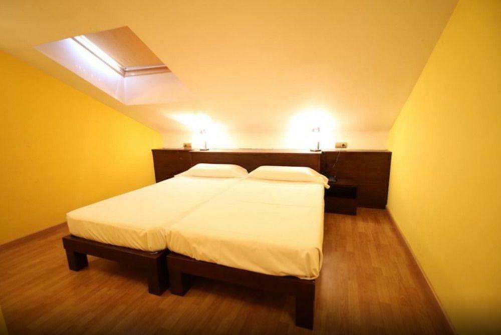 Hotel Alda 托尔德西拉斯 外观 照片